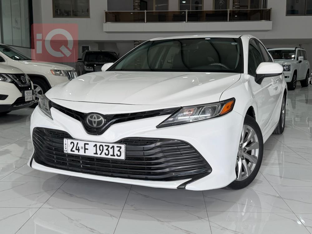 تۆیۆتا کامری